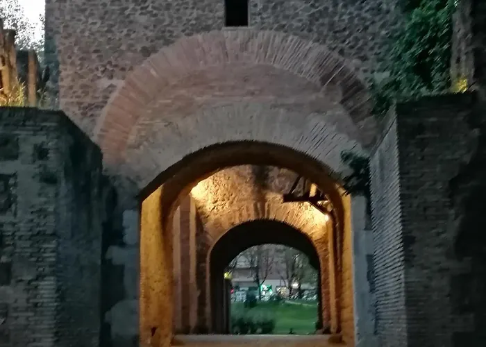 לינה וארוחת בוקר Claudia *